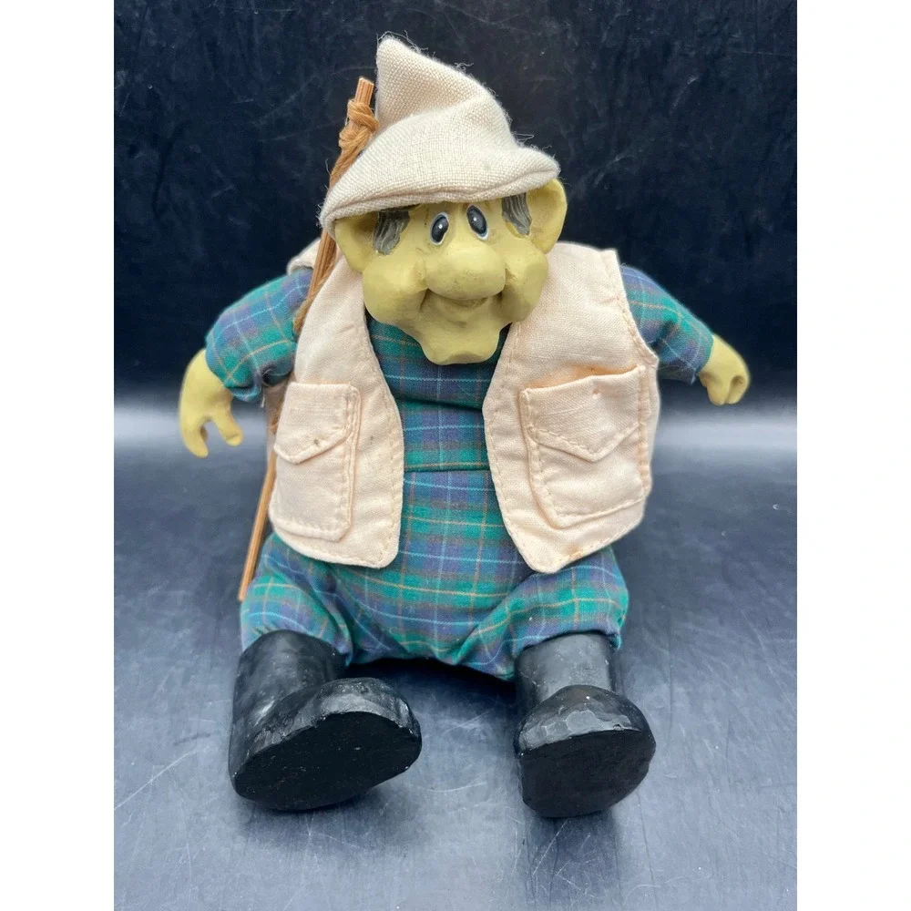Vtg Russ Berrie Country Folk Collection Wade Fisherman #2907‎ Fishing Figurine
